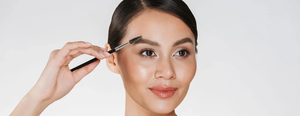 Best Eyebrow Growth Oil for Fuller and Thicker Brows